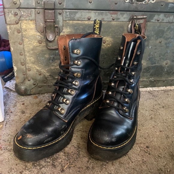 Doc Marten Leona - Picture 2 of 3